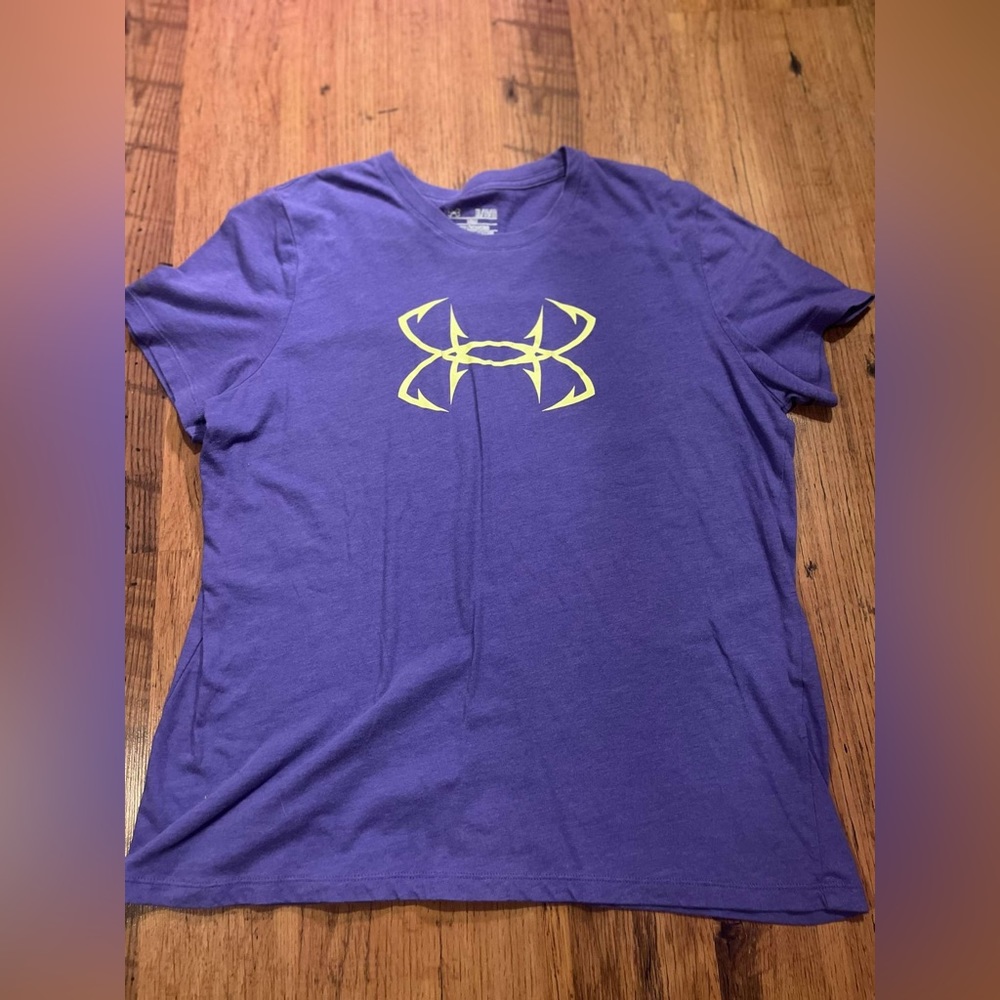 Short sleeve purple under armor t-shirt kids XL